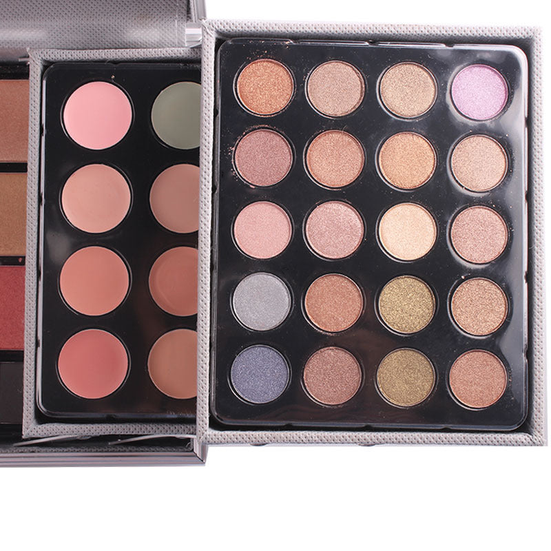 Versatile Makeup Artist Eye Shadow Palette Kit