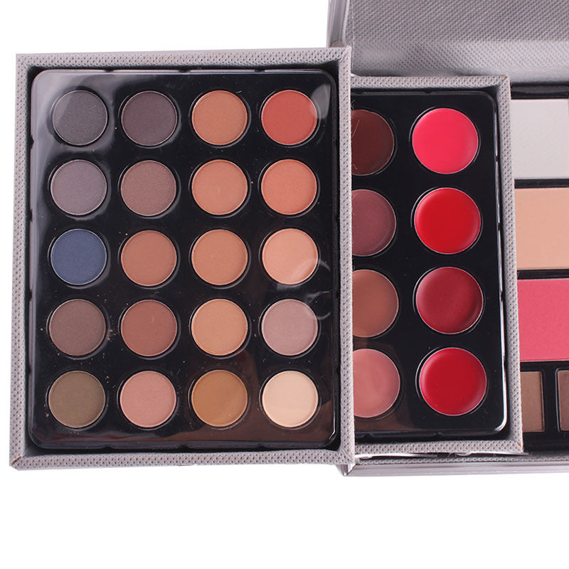 Versatile Makeup Artist Eye Shadow Palette Kit